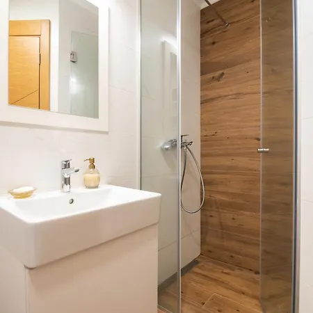 Apartment Promenada Ns *